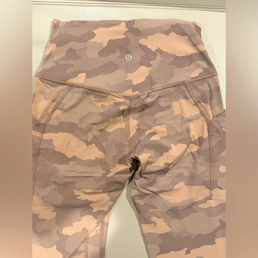Lululemon Brown Camouflage Leggings - Picture 3 of 4